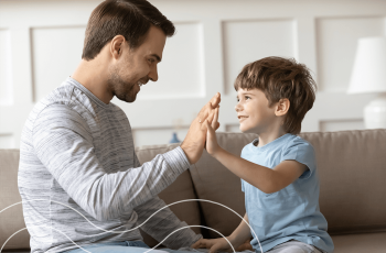 Quatro maneiras simples de preparar seu filho para um teste de laboratório