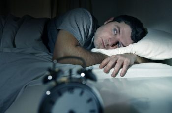 Dormir mal traz consequências ao organismo
